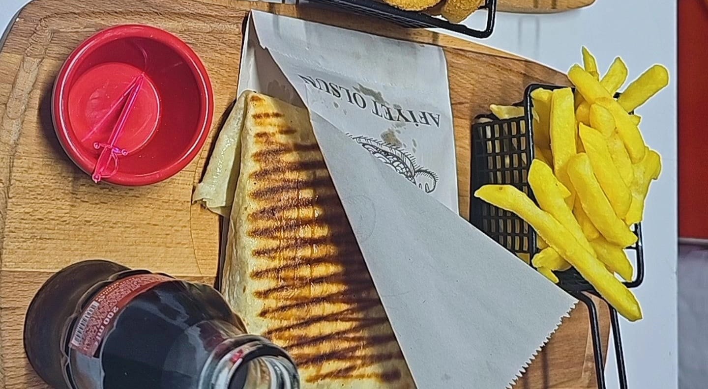 Lavaş Burger menü (Tavuklu)